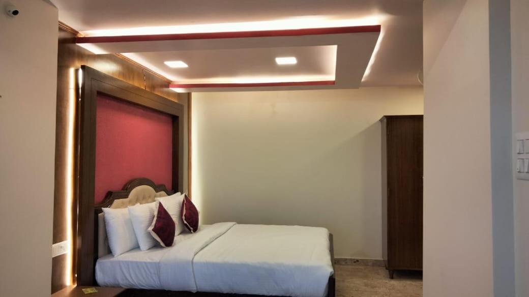 Kstdc Hotel Mayura Pine Top Nandi Hills Exterior foto